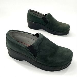 Klogs Womens Clogs Green Burnished Leather Slip Resistant 8.5